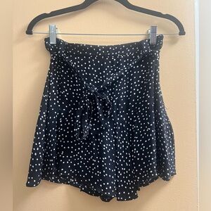 Black & white polka dot skirt Small